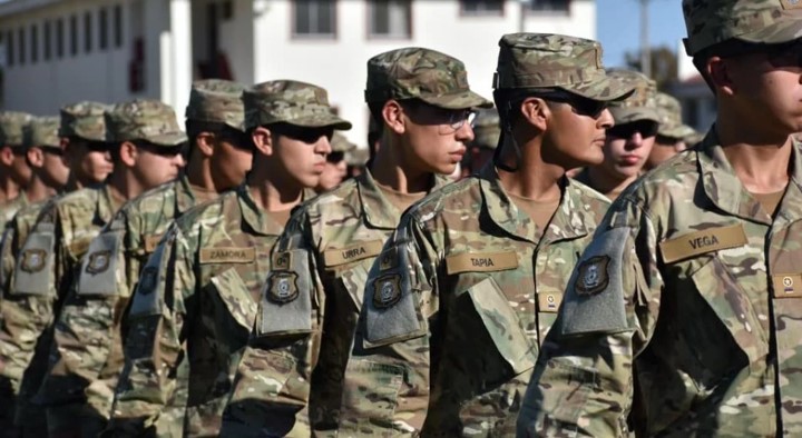 El desafío generacional en la vocación militar: compromiso, tradición y modernidad